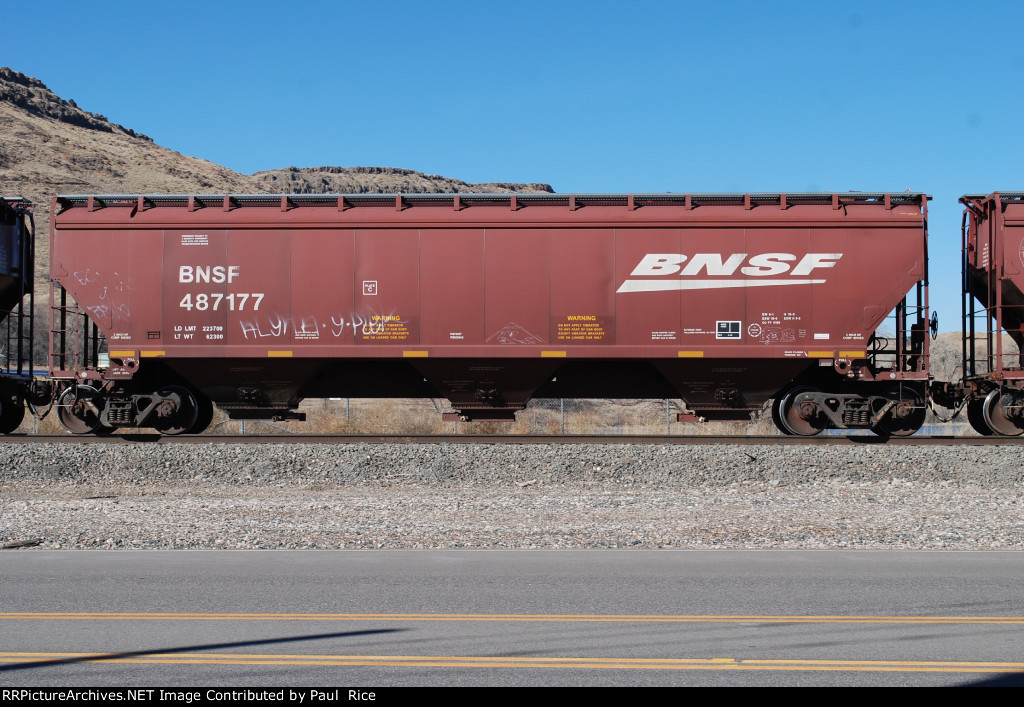 BNSF 487177